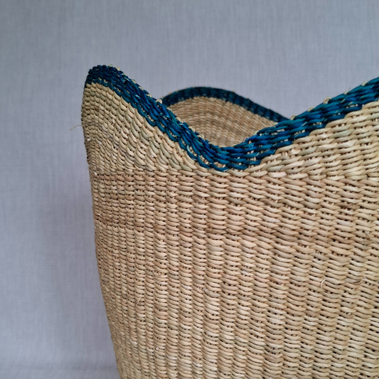 Woven Basket - Luxury Scallop